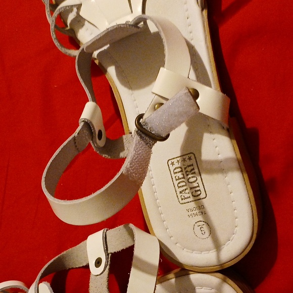 Faded Glory sandals - Picture 7 of 9